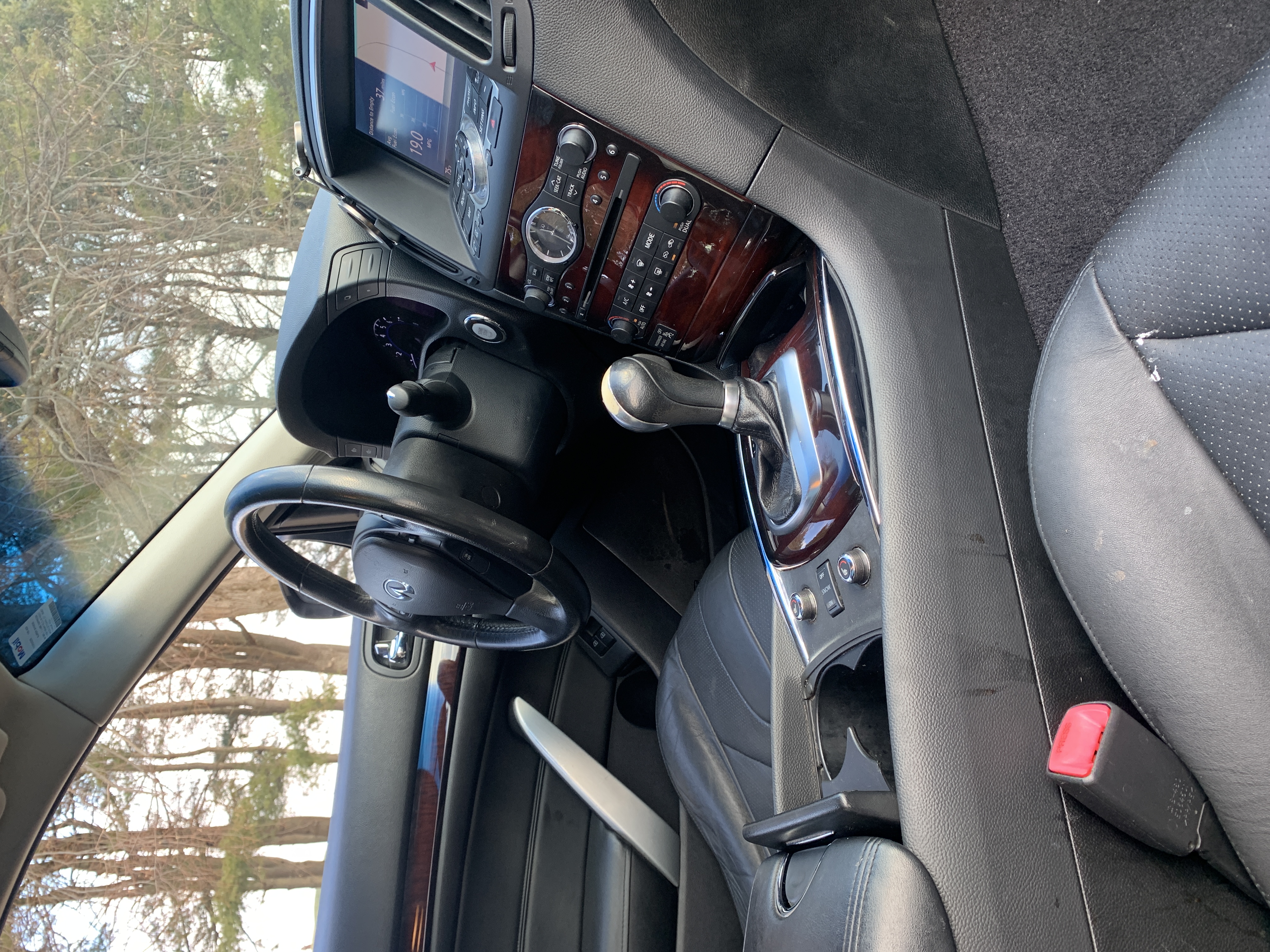 2014 Infiniti Coupe Q60 3.7 AWD 133K 330HP LOADED Excellent Condition SPORT TRIM -  Modern Tech - Serious VQ Power — photo 13